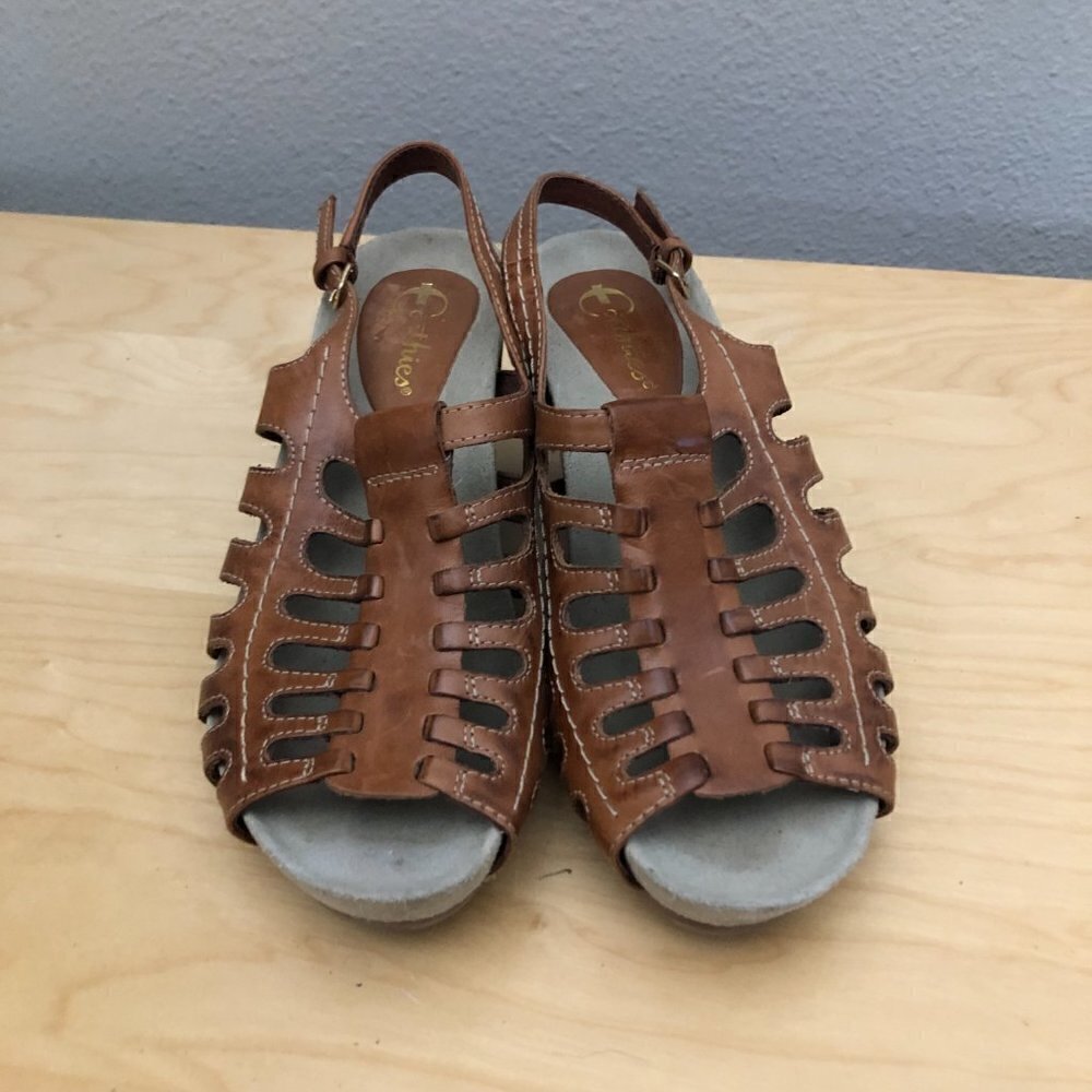 EARTHIES Siena Leather Cone Heel Sandals Women's size 7 B Cognac Tan Peep Toe
